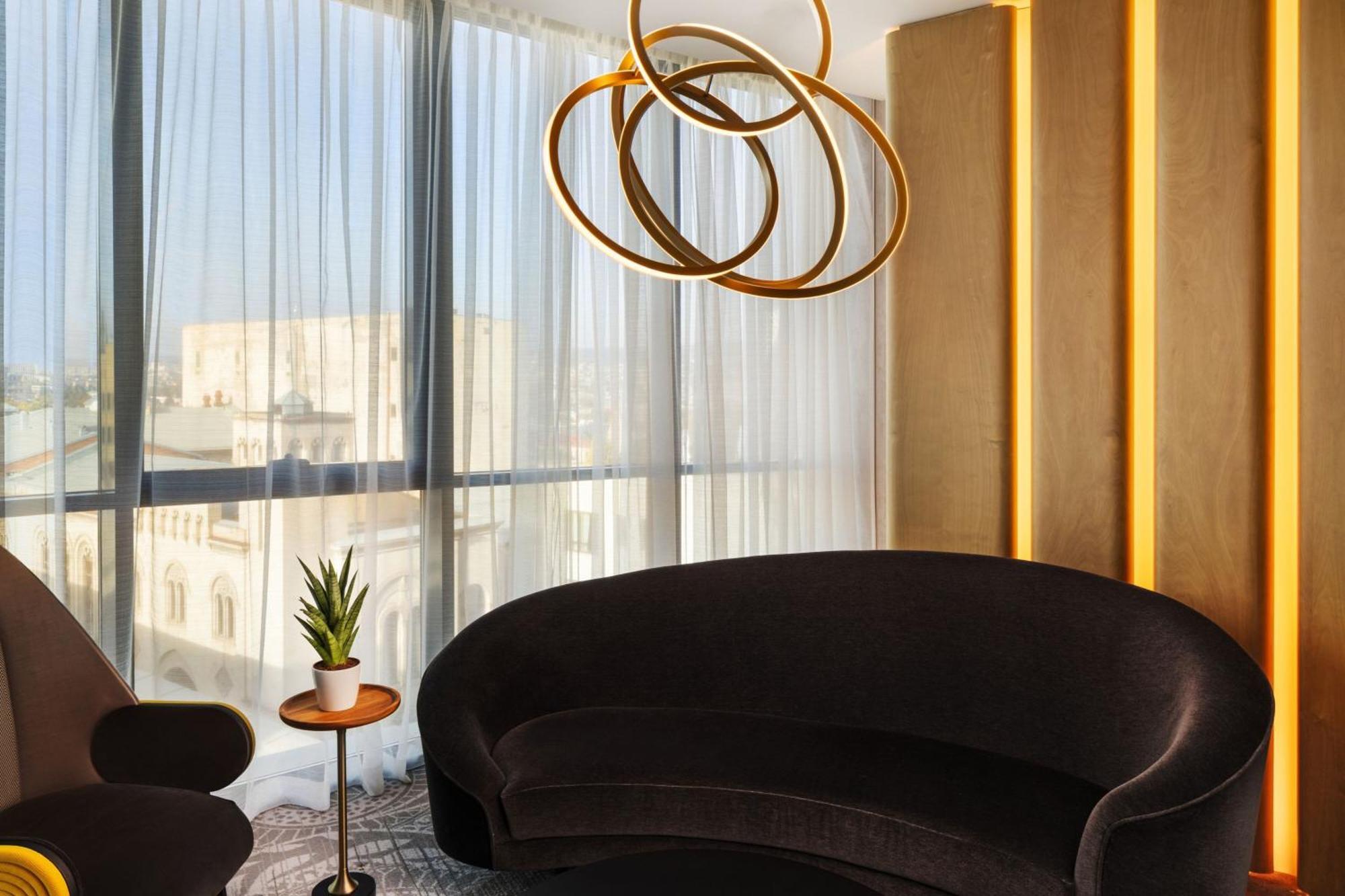 Paragraph Freedom Square, A Luxury Collection Hotel, Тбілісі Екстер'єр фото